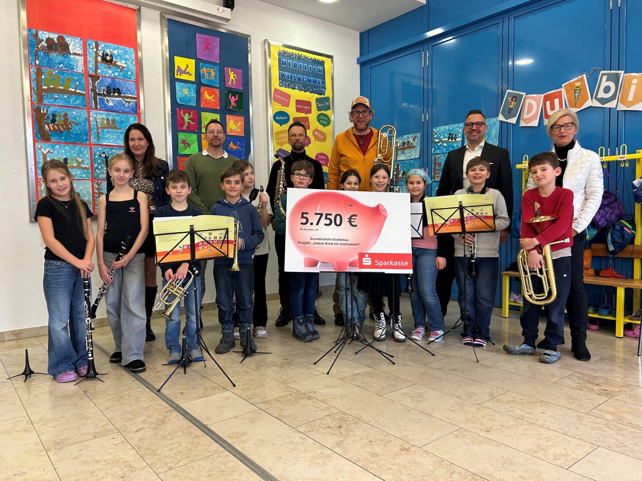 Jeki Scheckübergabe